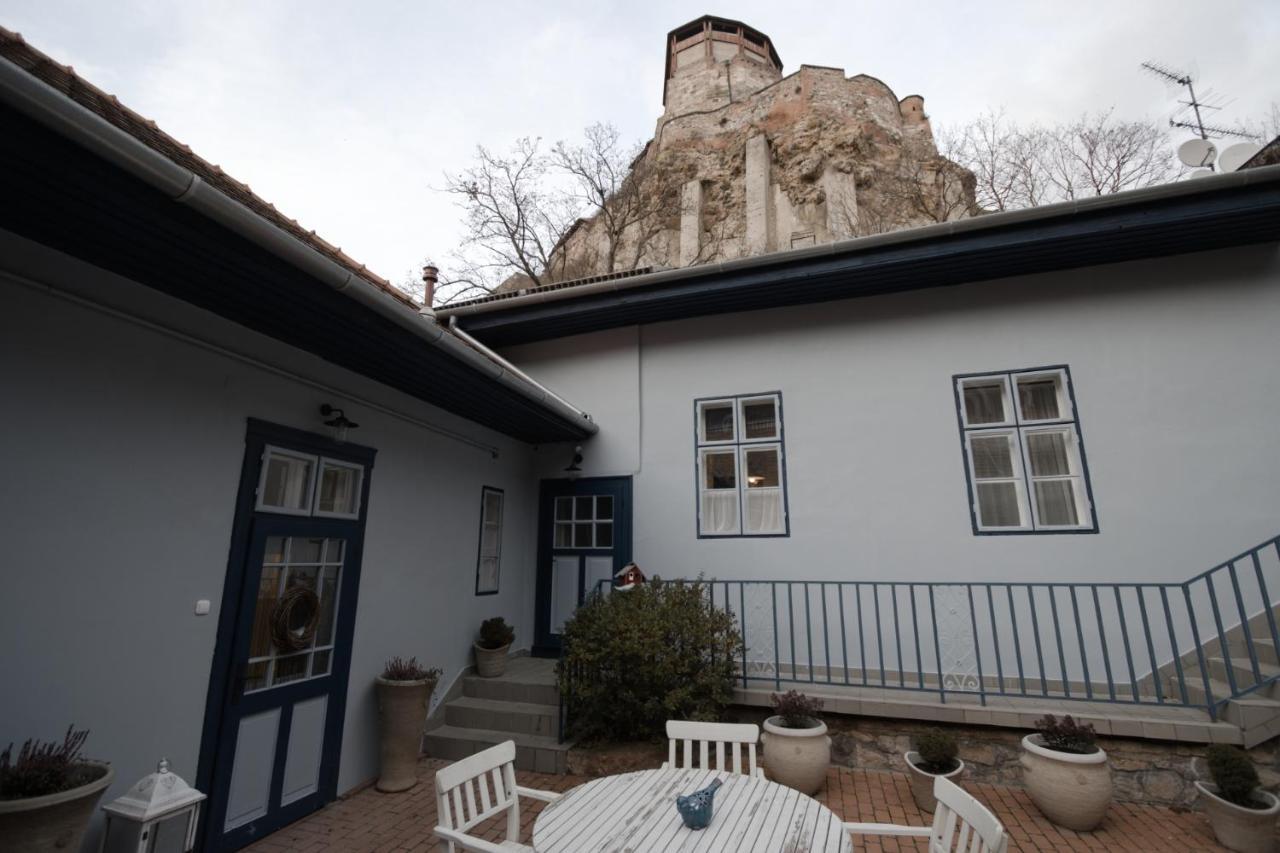 Ister Guesthouse Esztergom Exterior photo